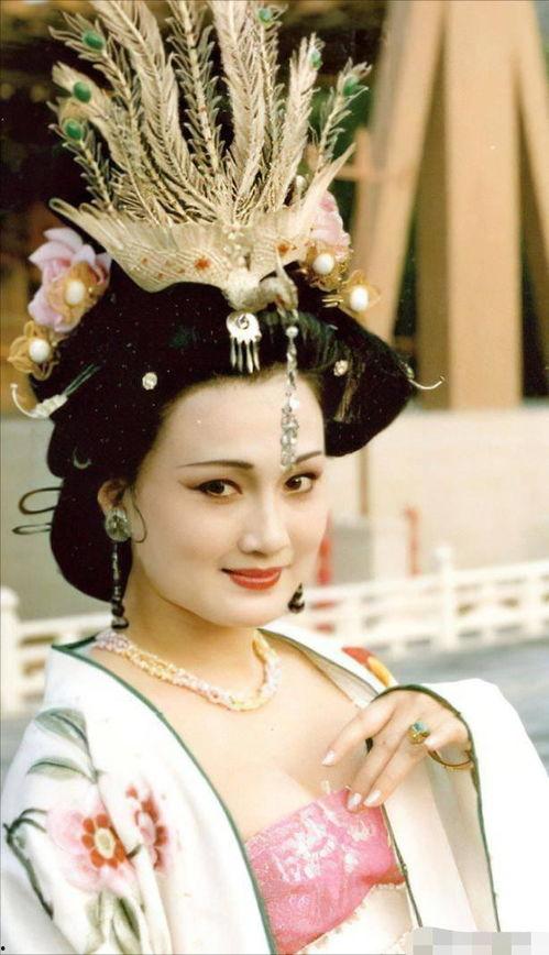 吃瓜娱乐圈贵妃小说